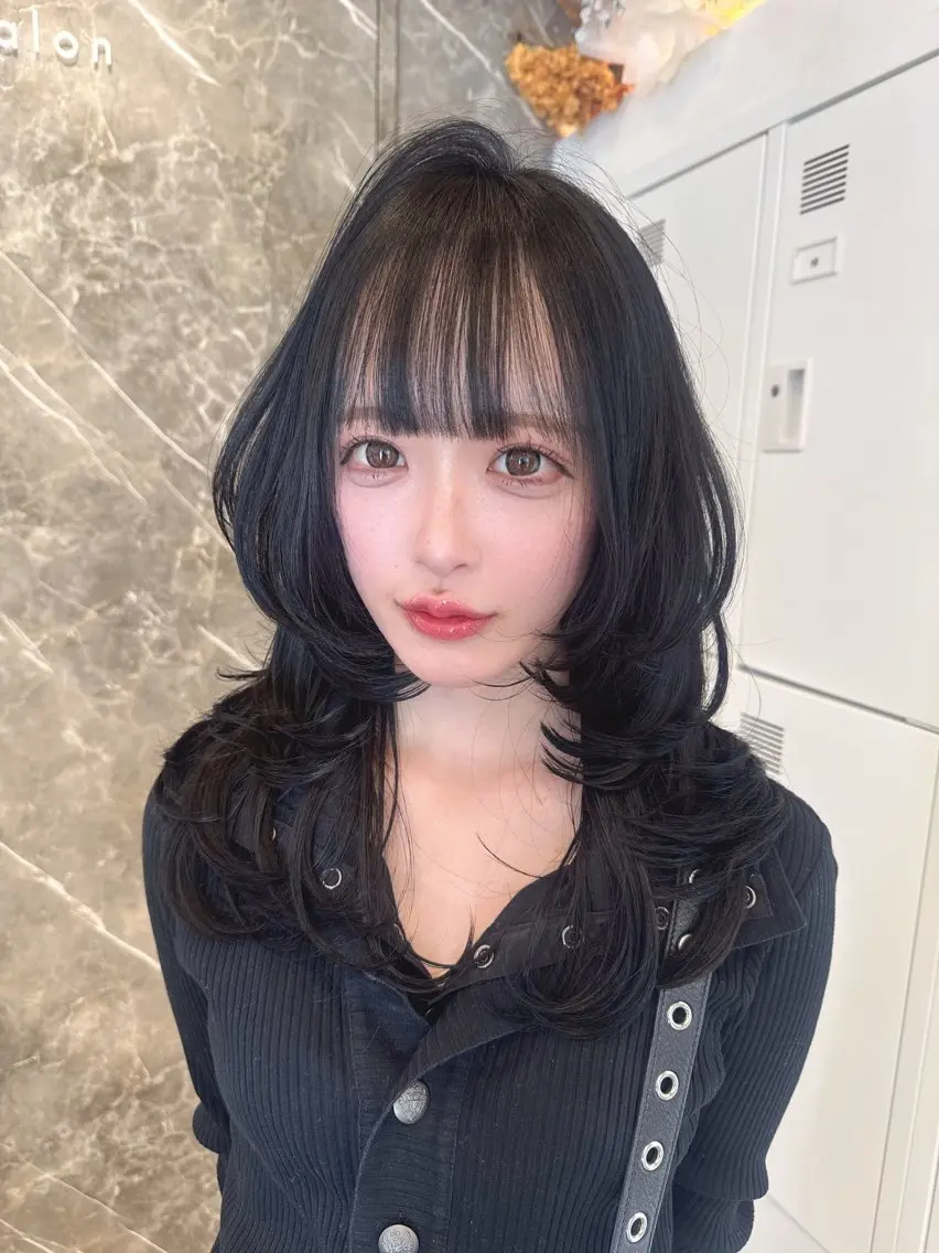 ロング カット ヘアカラー ハイトーン/レイヤー 五島桜樫のヘアスタイル