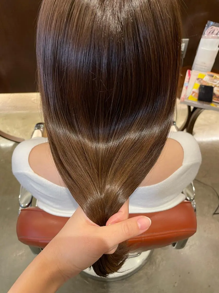 《人気🌷》カット ＋ 髪質改善メテオカラー   （カラーとできる酸熱トリートメント）の写真