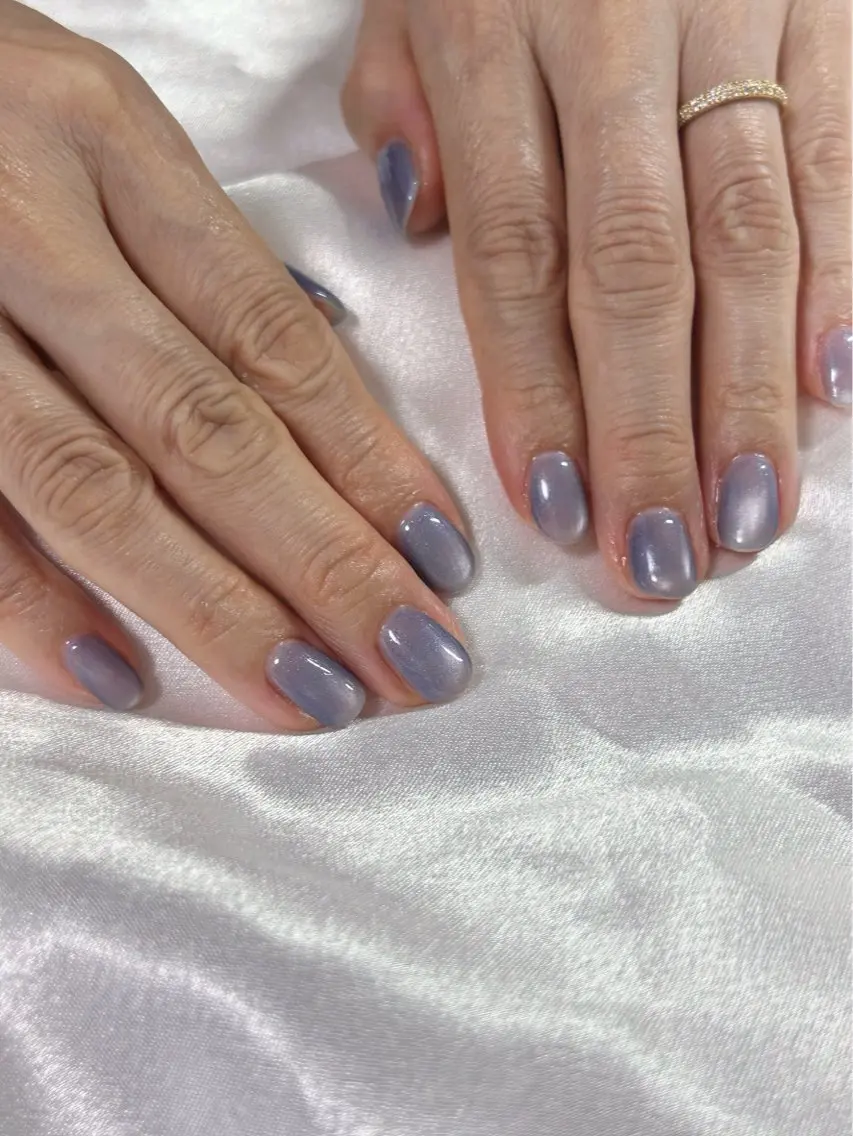 ネイル オーロラネイル ブルー フットネイル フレンチネイル ジェルネイル ハンドネイル kiki nail &brow二子玉川のネイルデザイン