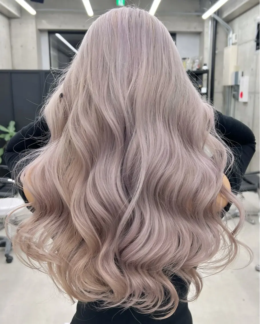 ロング 佐藤 まいらのヘアスタイル