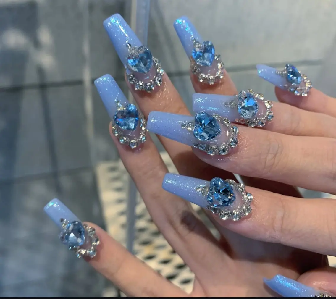 ネイル フレンチネイル ジェルネイル ガラスフレンチ ハロウィン ハート H.baby Nail Salonのネイルデザイン