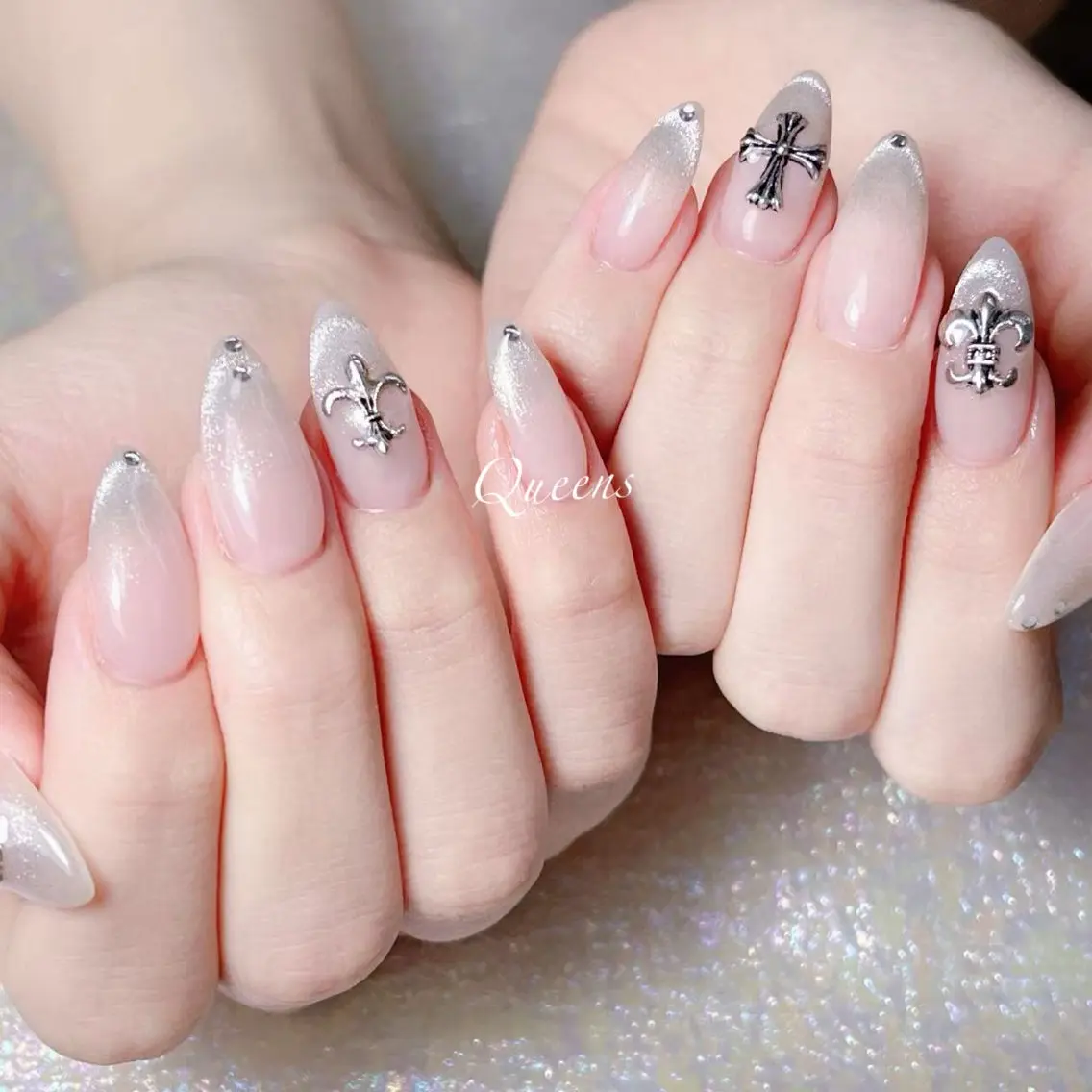 ネイル ハンドネイル Queen's ゆなのネイルデザイン