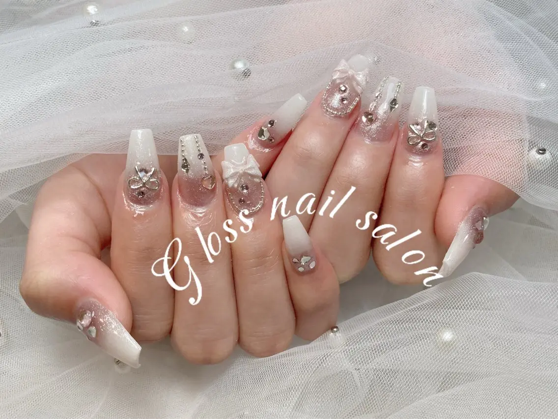 ネイル ハンドネイル Yuna✨ Gloss nailのネイルデザイン