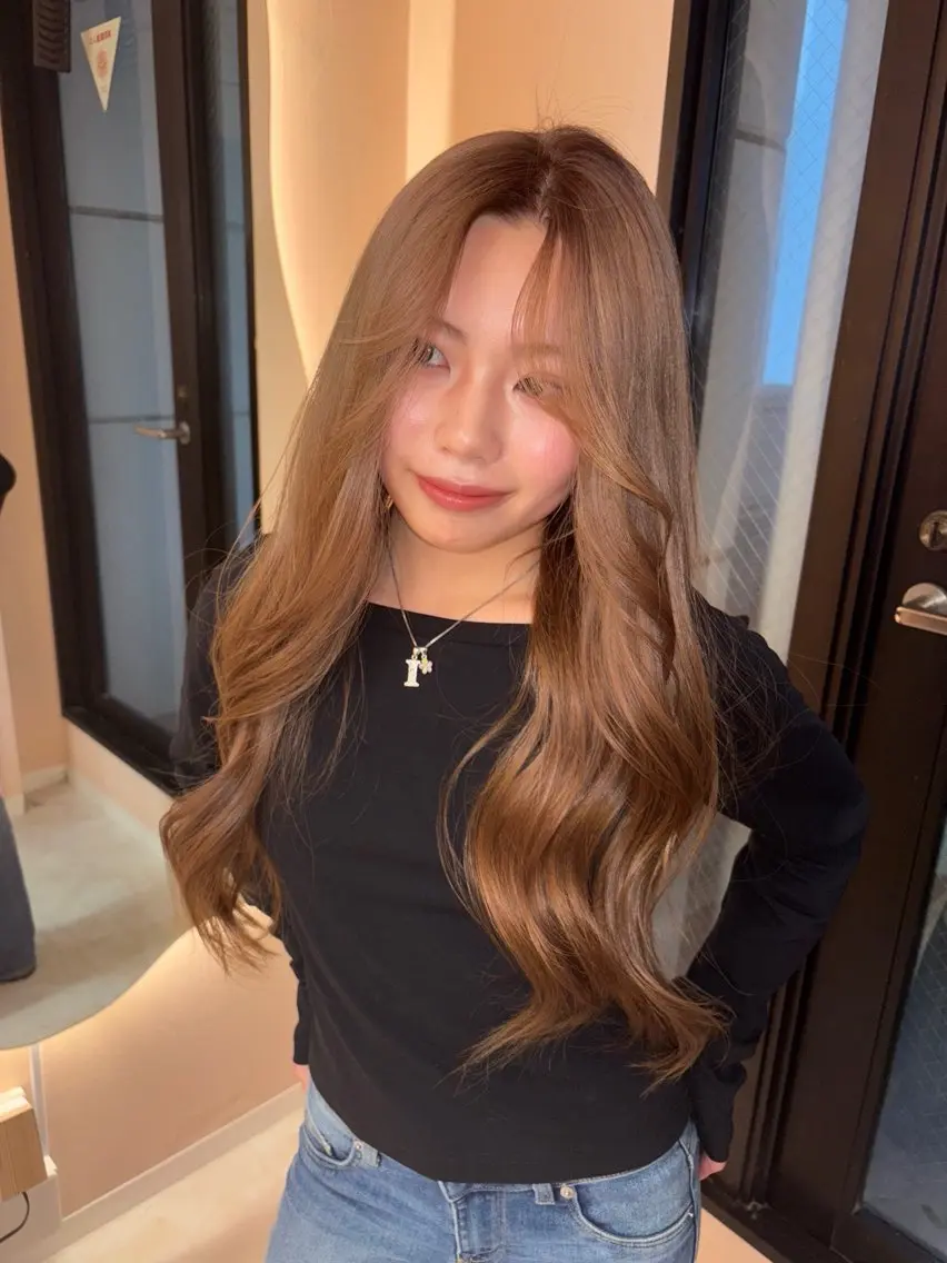 ロング カラー ベージュカラー 透明感カラー ダブルカラー ハイトーンカラー オリーブベージュ 渋谷 ♡ haruのヘアスタイル