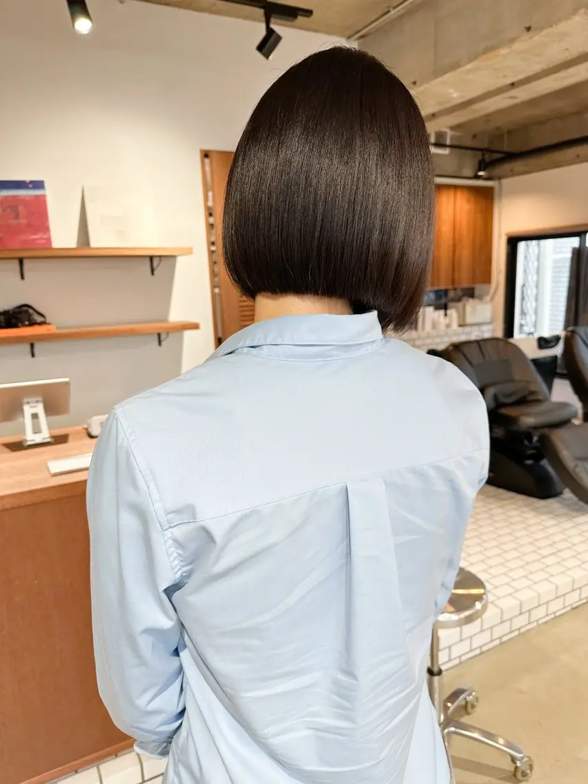 ミディアム 切りっぱなしボブ ボブ kaito /都立大学herのヘアスタイル