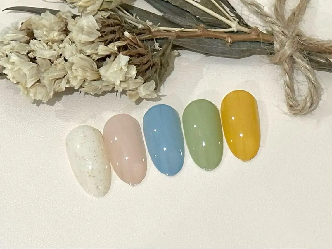 初回オフ無料✨平日限定ワンカラー/ラメ　グラーデー💅の写真