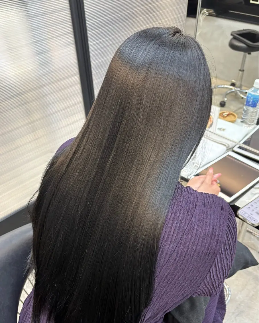 ロング カラー ヘアカラー 🪄くすみカラー❇️ 名塚比奈乃🪄のヘアスタイル