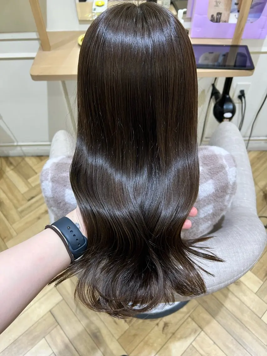 セミロング カット ヘアカラー トリートメント Luana難波 🫧NOAのヘアスタイル
