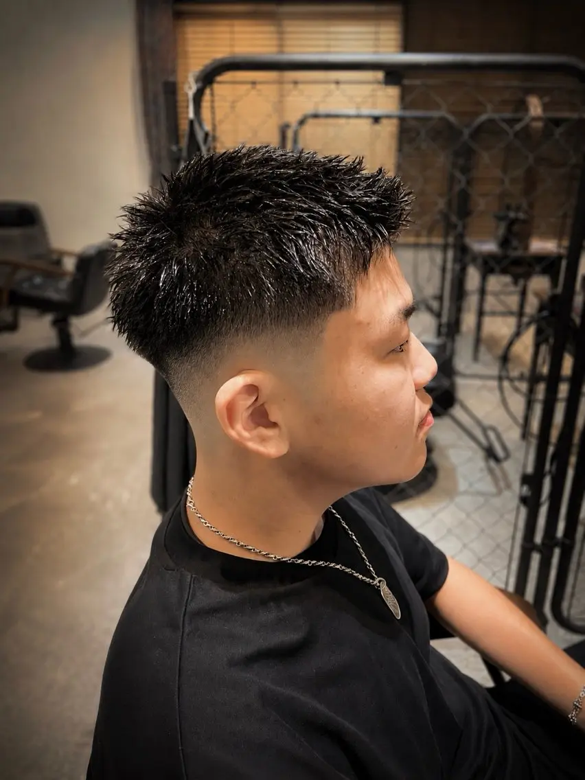 ショート メンズ カット 齋木 陽輝のヘアスタイル