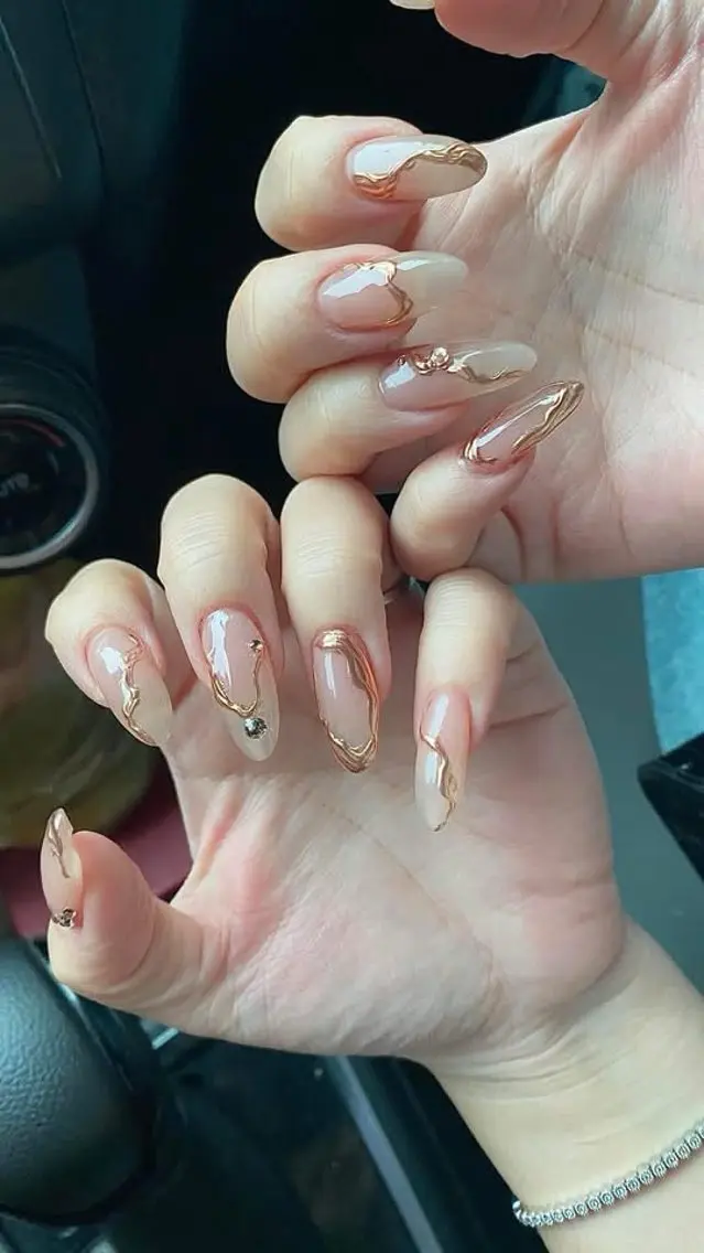 ネイル ハンドネイル T. Leeのネイルデザイン