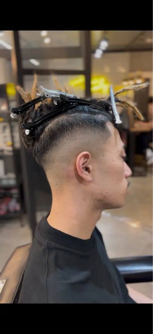 ショート 坂野 徹のヘアスタイル