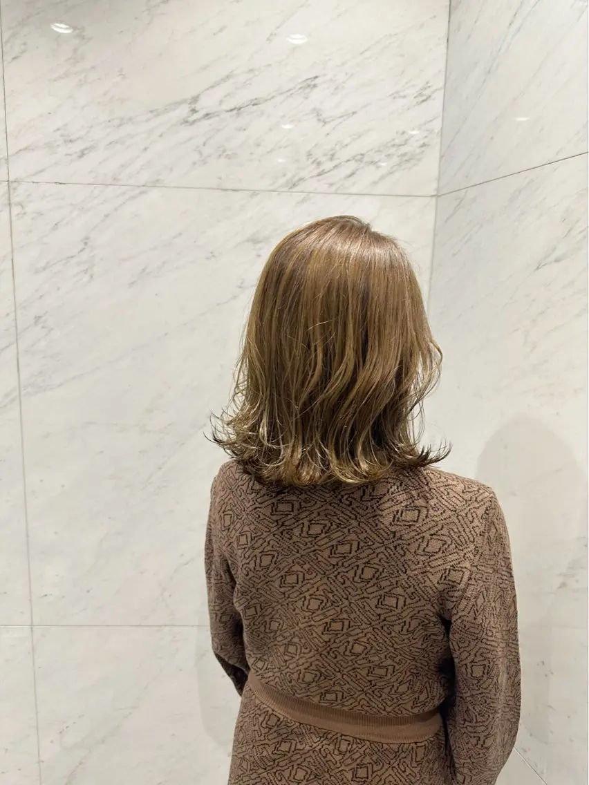 ミディアム カラー カット ヘアカラー 古田 昂也のヘアスタイル