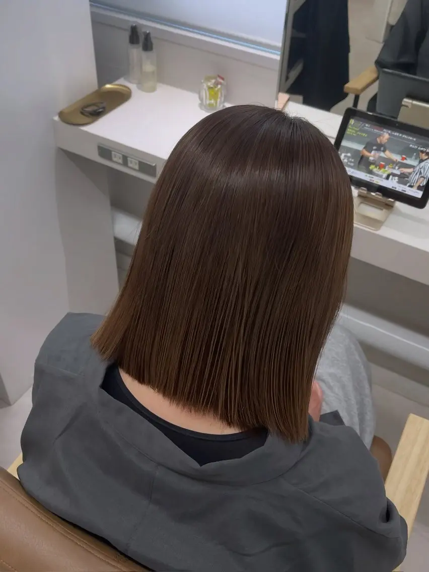 ミディアム SLASHスラッシュ 木下結月果のヘアスタイル
