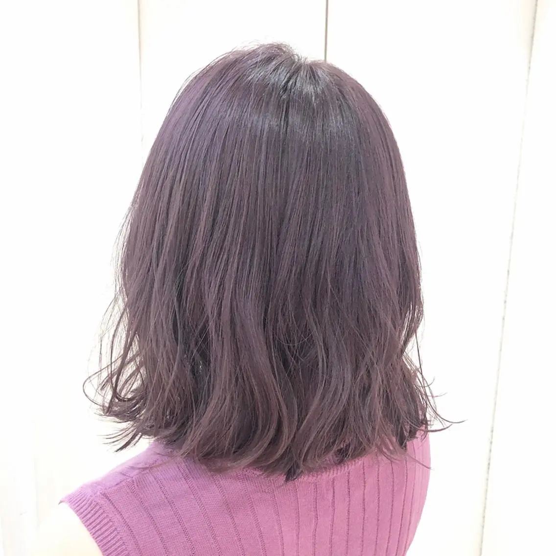 ミディアム カラー TRENCH 相澤 果歩のヘアスタイル