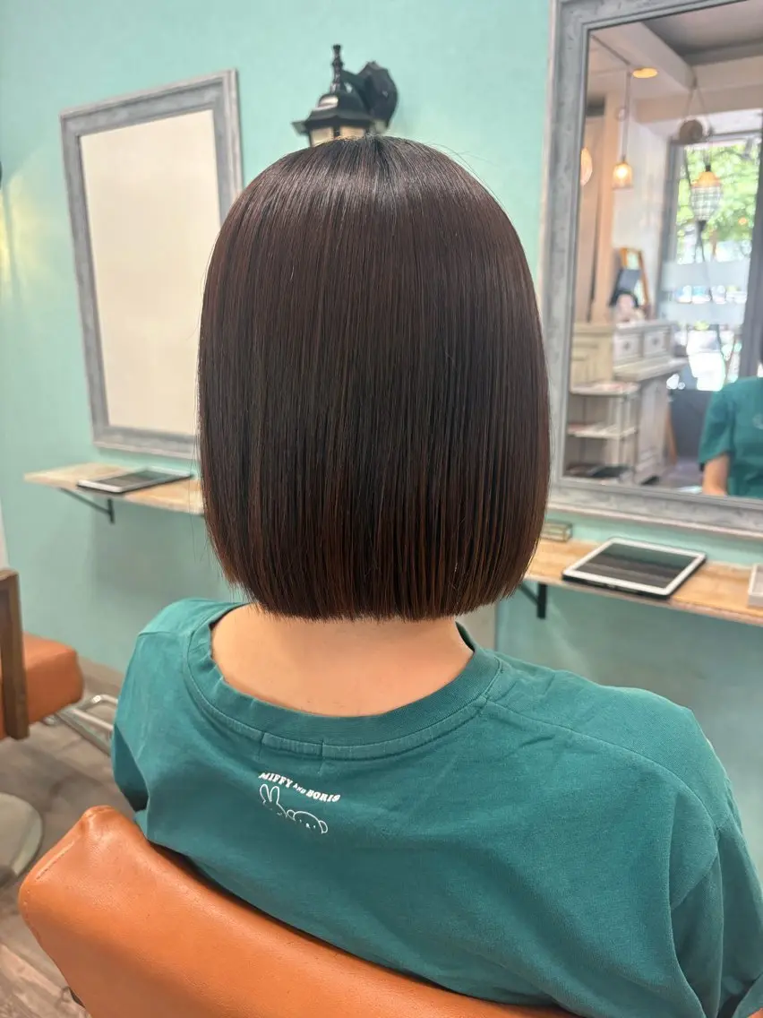 ミディアム ボブ ERII /伏見 カットモデル募集中!のヘアスタイル
