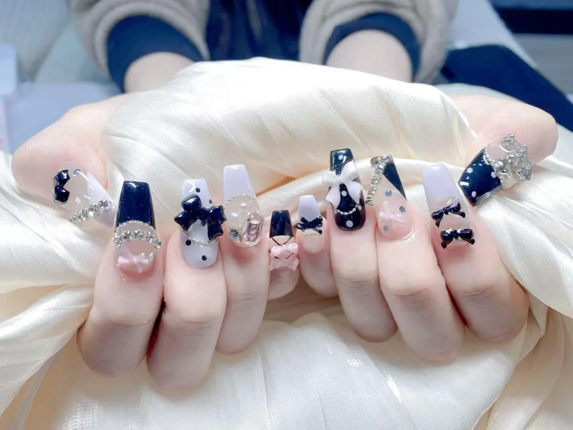 ネイル ハンドネイル H3 Nail ツヤコのネイルデザイン