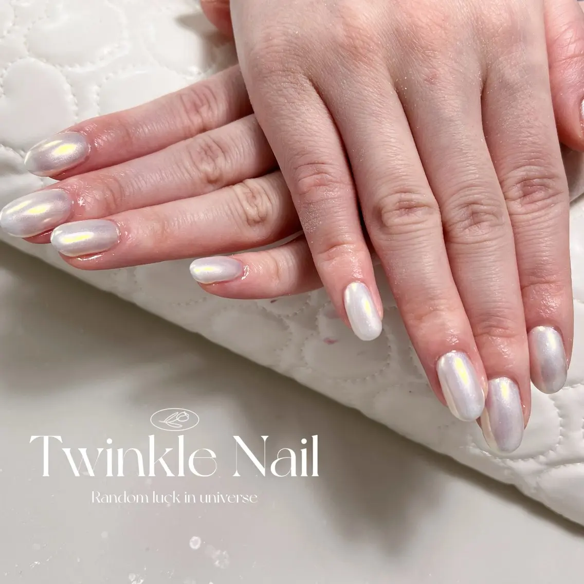 ネイル オーロラネイル シンプルネイル Twinkle Nail Kuboのネイルデザイン