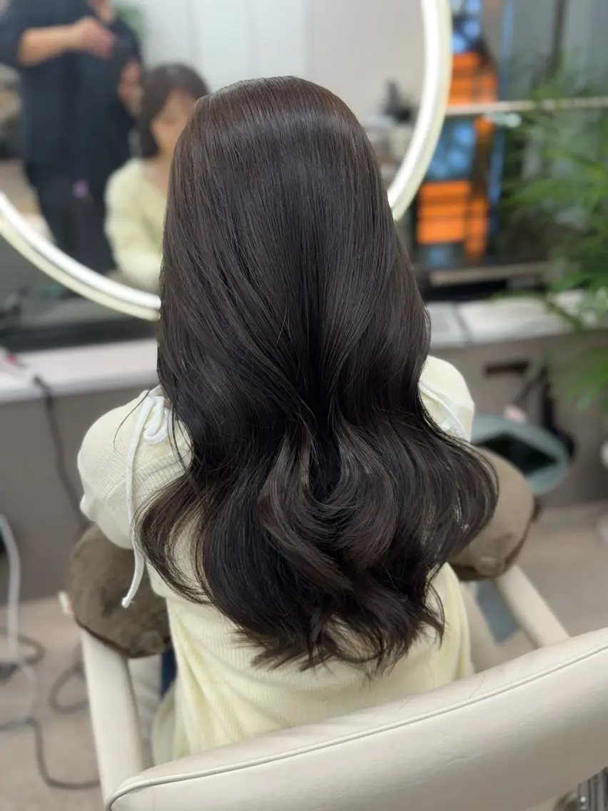 セミロング ヘアカラー トリートメント 赤み消し/髪質改善 似合わせカット/渡邉のヘアスタイル