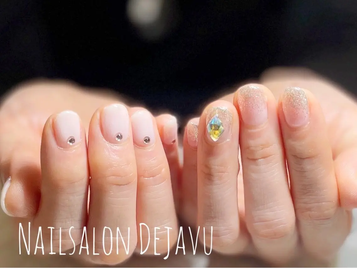 ネイル ラメ(グリッター) ワンカラーネイル Nailsalon Dejavuのネイルデザイン