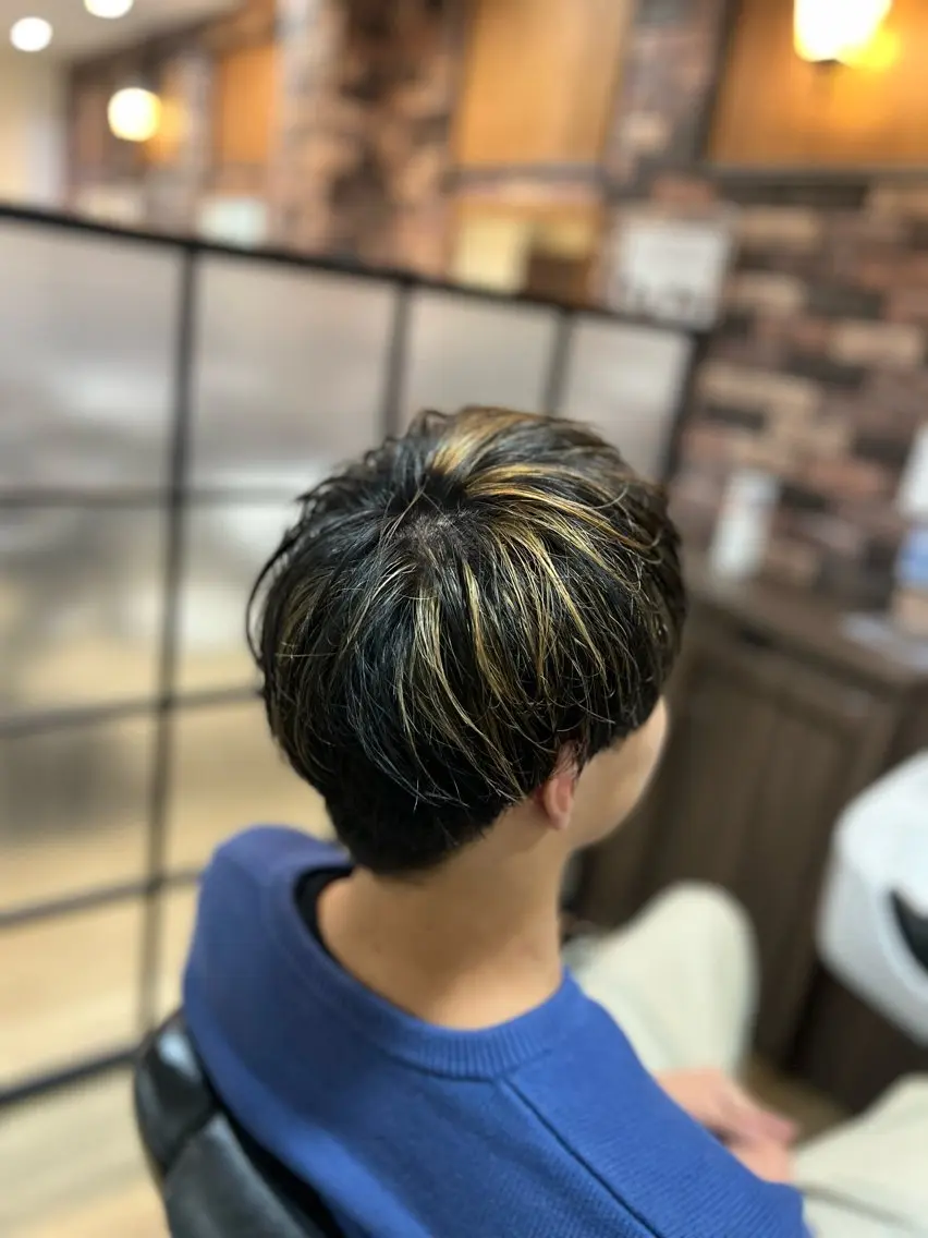 カット➕メッシュ・ハイライト🔥(1ブリーチ)‼️‼️の写真