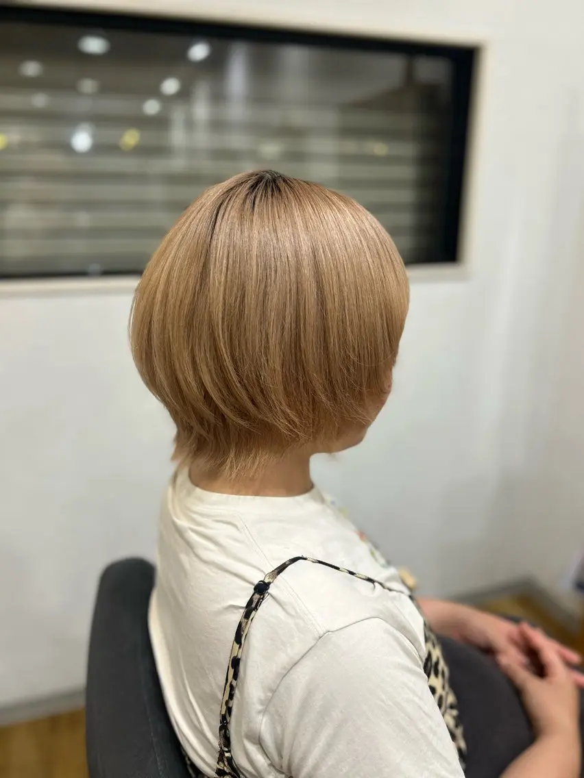 ショート カット ま あのヘアスタイル