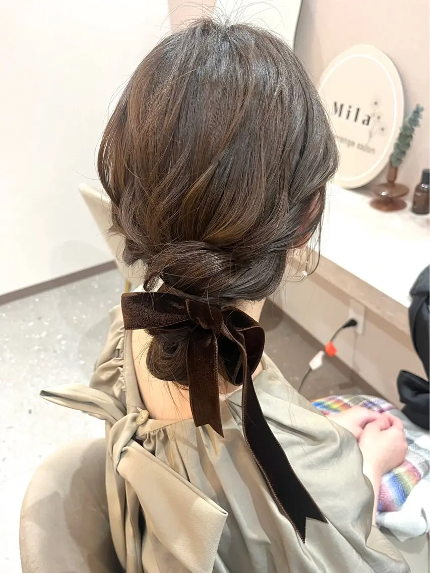 セミロング ヘアアレンジ ヘアセット Mila Akariのヘアスタイル