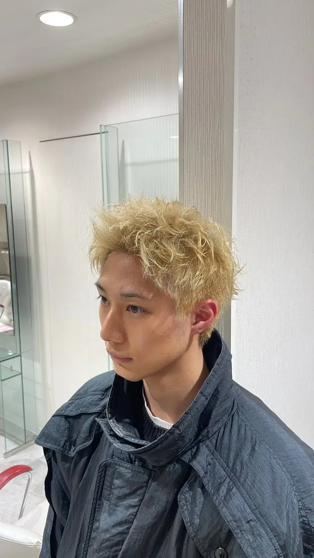 カラー メンズ スパイキーショート カット 大曽根/パーマ / ryo🐉のヘアスタイル
