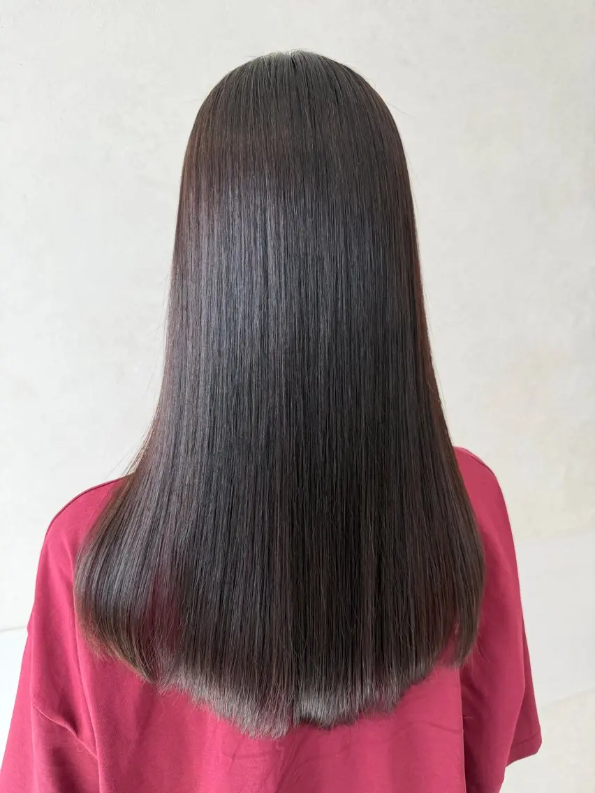 ロング カット 縮毛矯正 トリートメント 木曜日空きあり🩷 layer🎀透明感のヘアスタイル