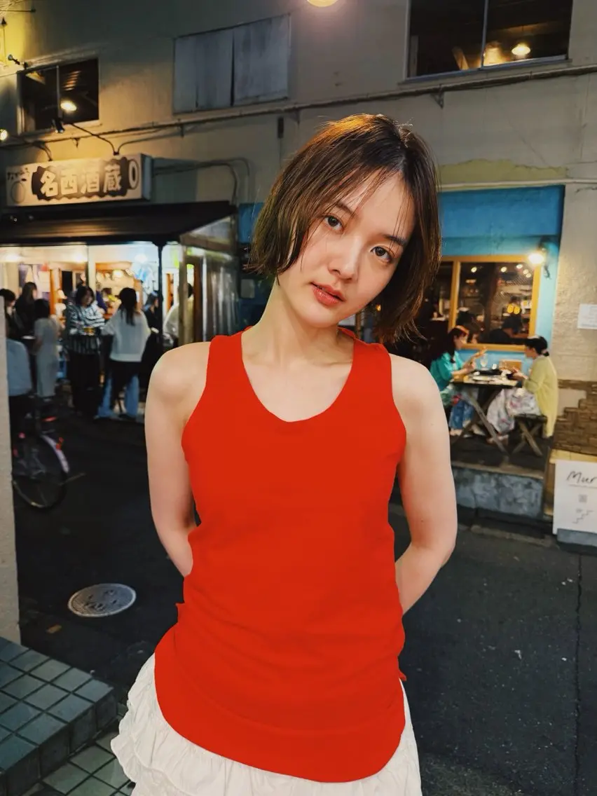 セミロング カット ナガミ ショウのヘアスタイル