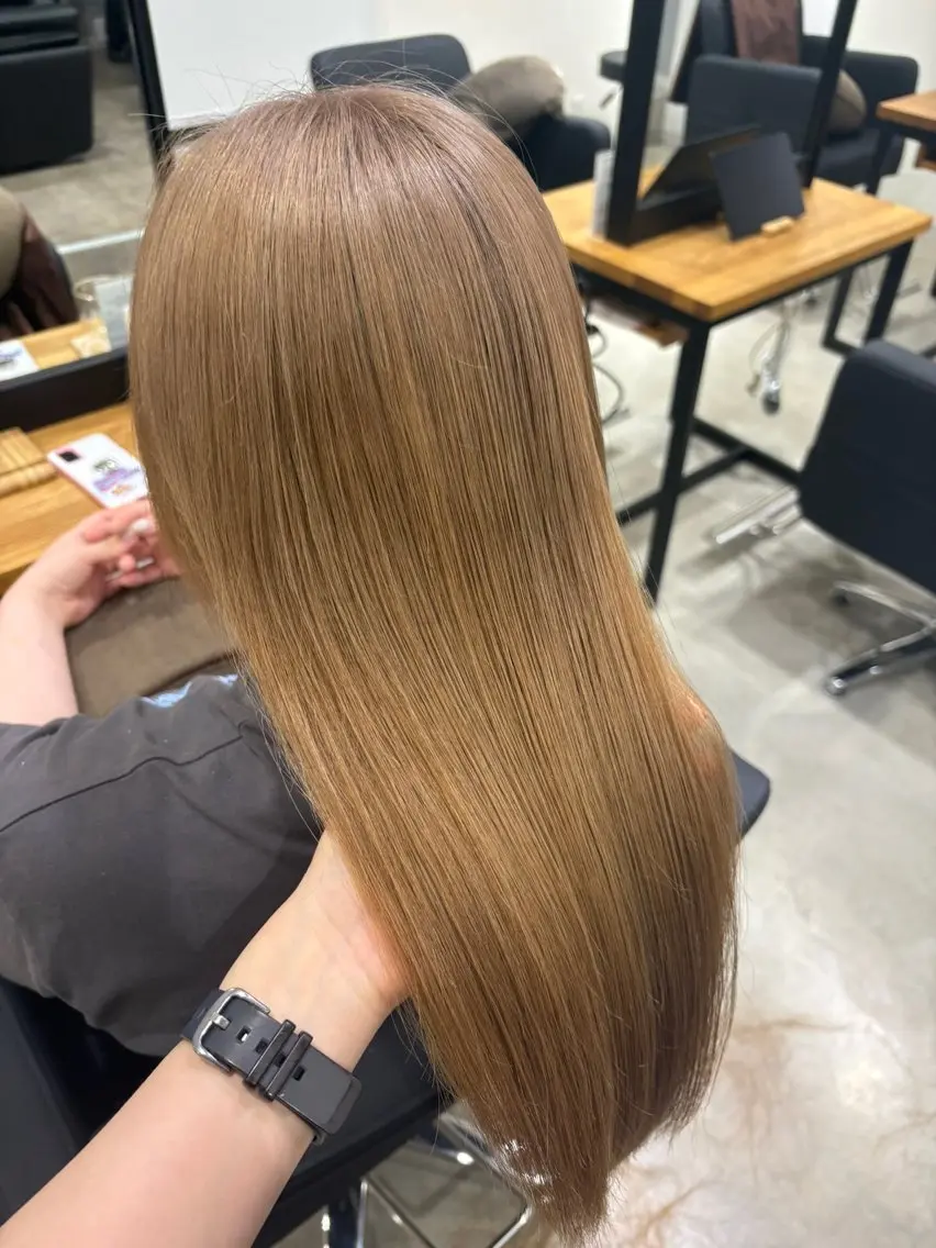 ロング ヘアカラー anB Bのヘアスタイル