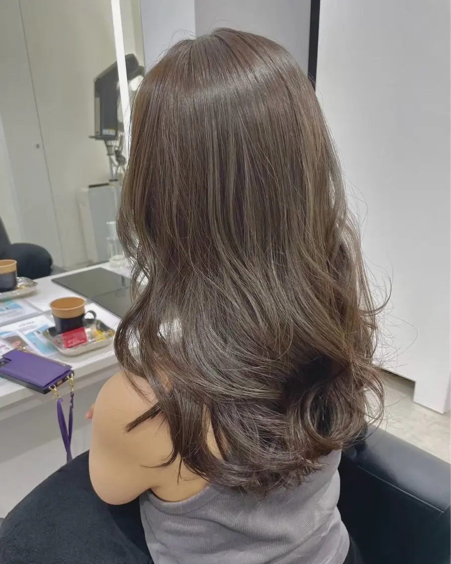 セミロング カラー ヘアカラー トリートメント ヘアセット ブリーチなしダブルカ ラー/経堂/経堂🌱のヘアスタイル