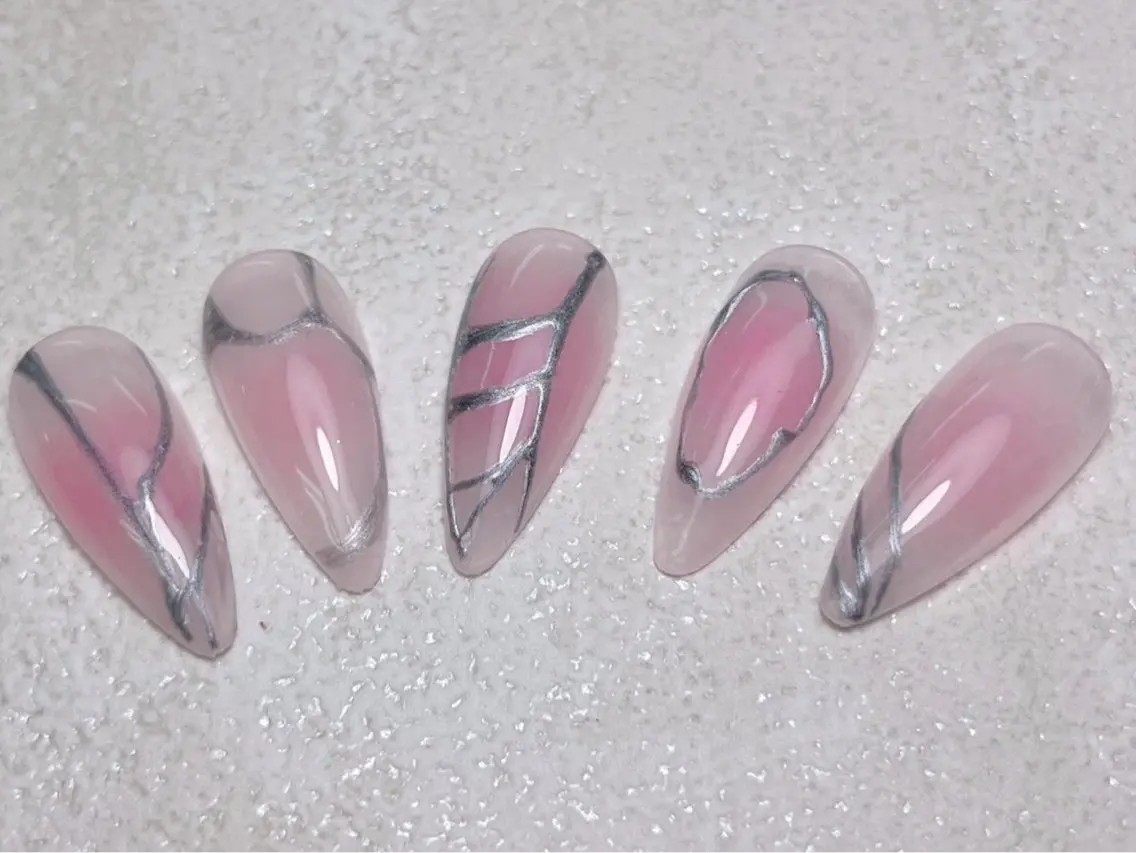 ネイル ハンドネイル lucky nail 歌舞伎町のネイルデザイン