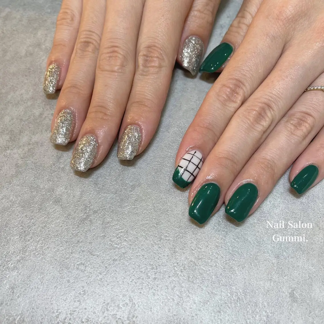 ネイル グリーン ラメ(グリッター) Nail Salon Gummi.のネイルデザイン