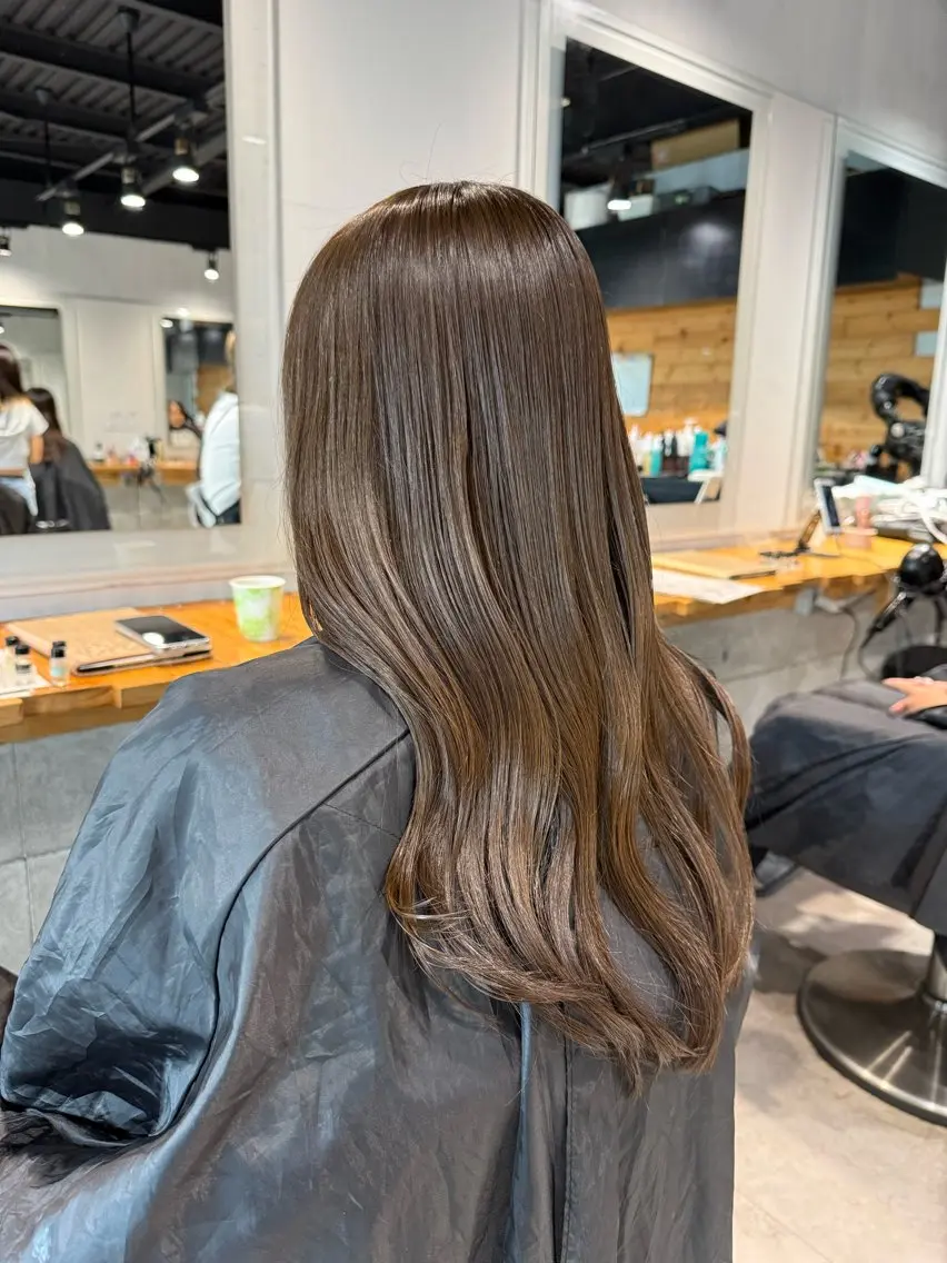 ロング カラー ヘアカラー NANAMI🩵 大人可愛い韓国ヘアのヘアスタイル