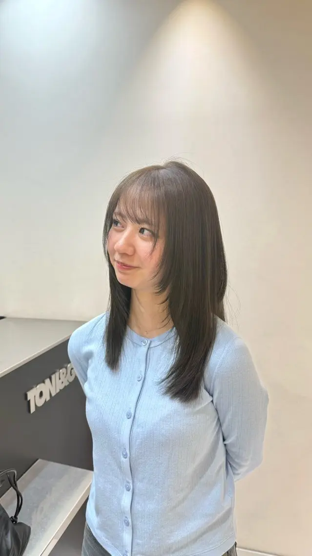 ロング カラー akari / ミディアムパーマのヘアスタイル