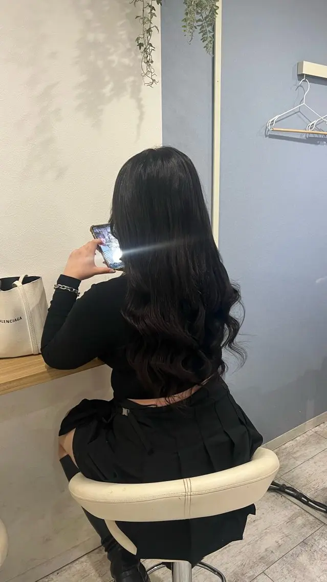 ロング カット ヘアカラー トリートメント エクステ マテリアル 中央駅店のヘアスタイル