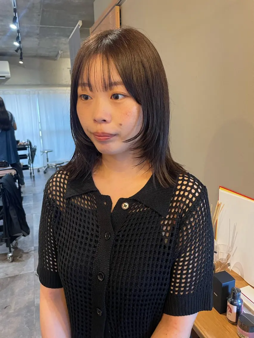 ミディアム カラー 土川 陽菜のヘアスタイル