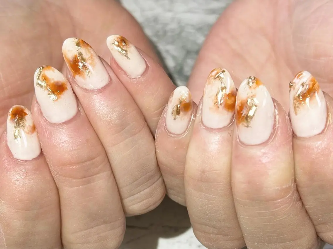 ネイル フットネイル ニュアンスネイル オレンジ シンプルネイル 春ネイル nail fufla ♡yamane♡のネイルデザイン