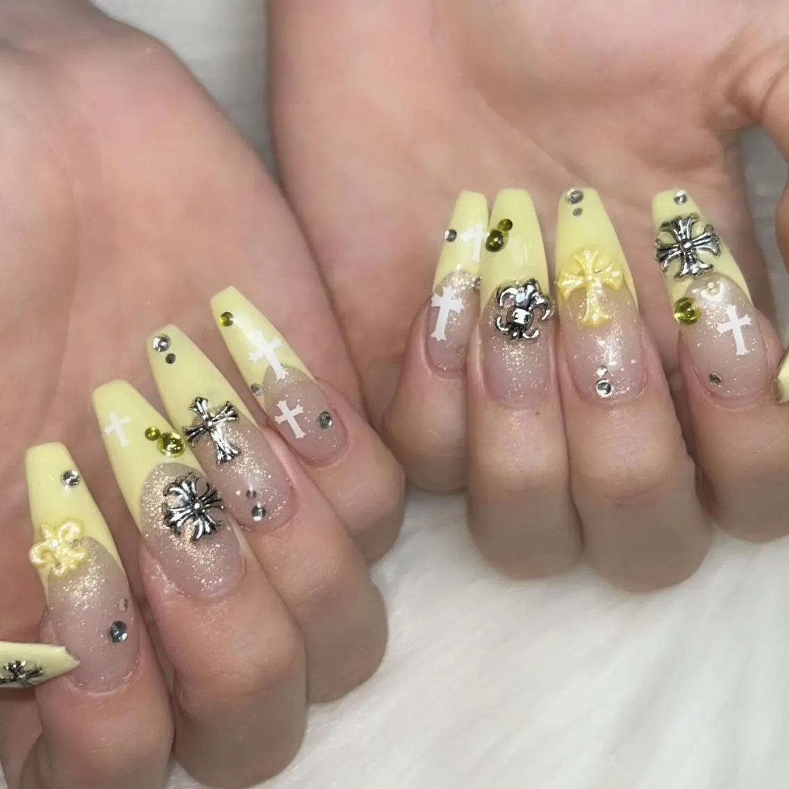 ネイル ハンドネイル REBEST南森町 nail🪽のネイルデザイン