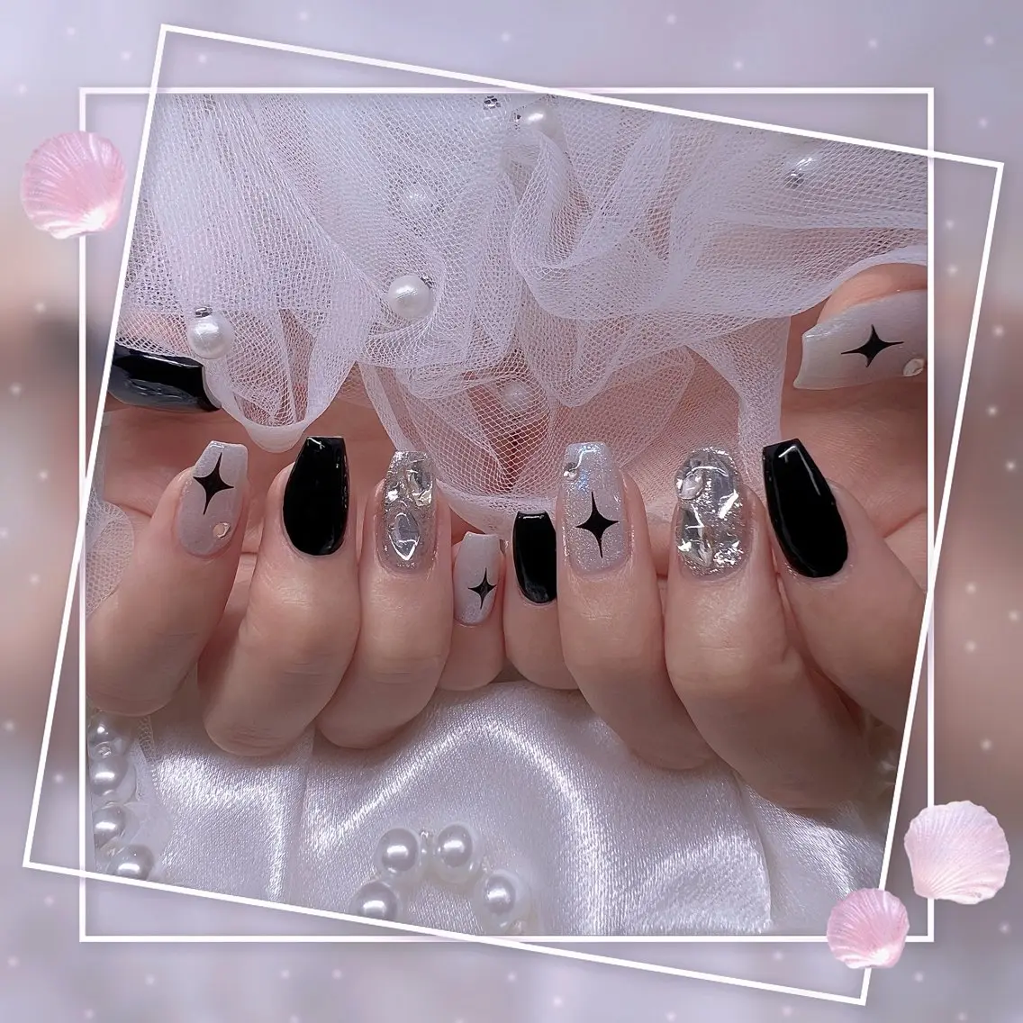 ネイル チークネイル フレンチネイル グラデーション マグネットネイル マグネットフレンチ ハンドネイル Chill Nailsalonのネイルデザイン