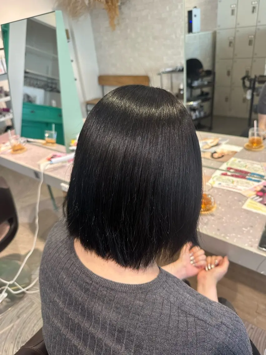 ミディアム 髪質改善 縮毛矯正 縮毛矯正 🍀毎日を嬉しくse ru全ておまかせ🍀のヘアスタイル