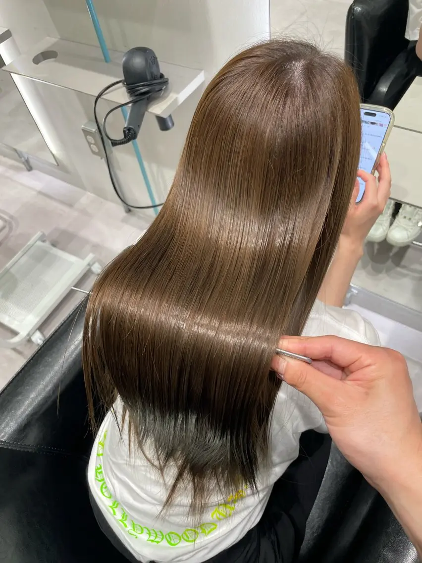 ロング ヘアカラー 戸倉 竣涼のヘアスタイル