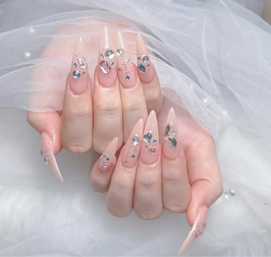 ネイル アートネイル オーロラネイル チークネイル 長さ出し フットネイル Miya _nailのネイルデザイン