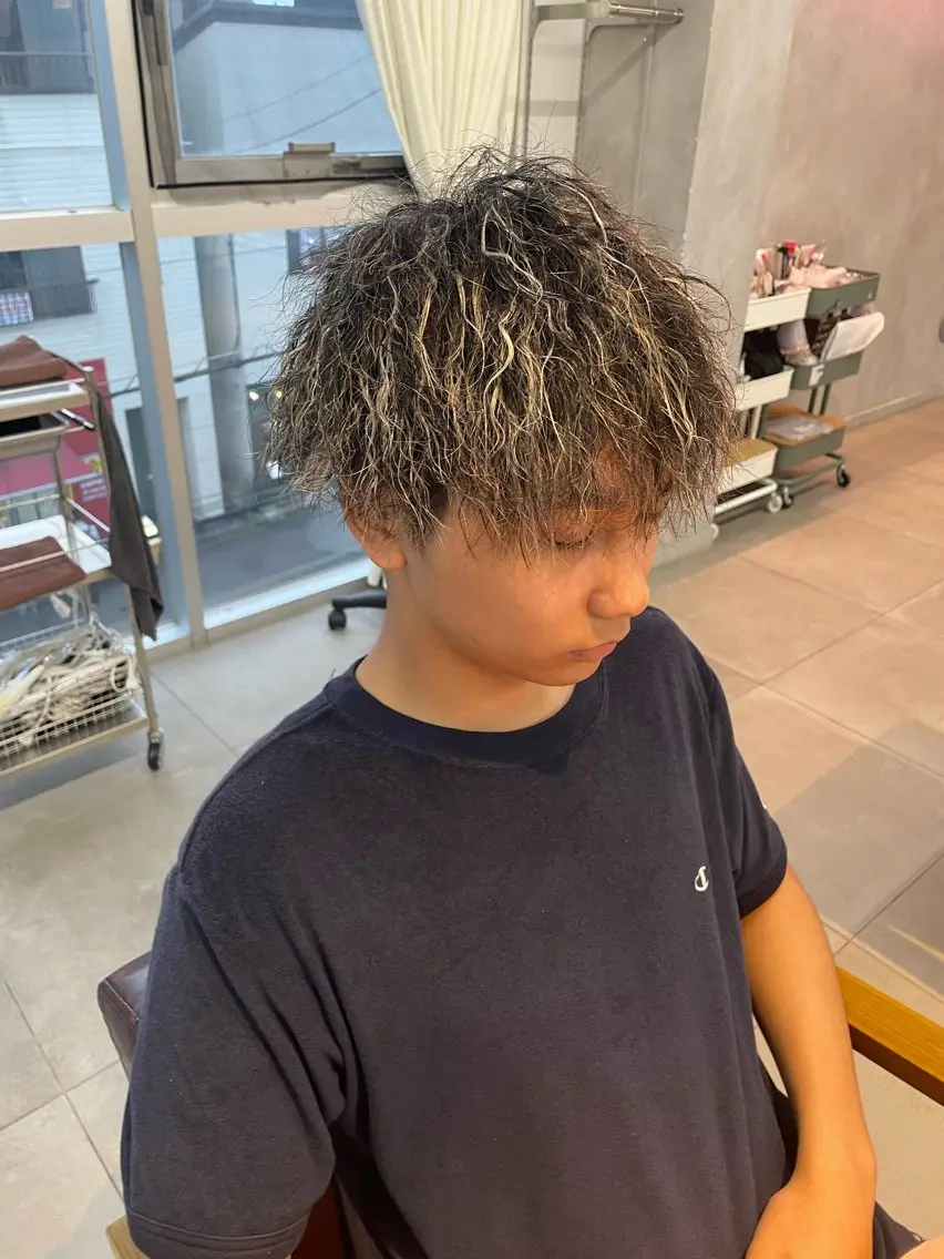 ミディアム カラー パーマ メンズ 辻堂メンズ特化 YU-YAのヘアスタイル