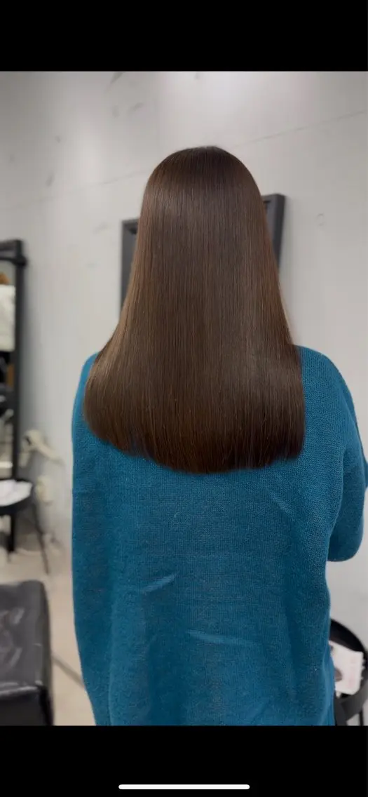 セミロング 縮毛矯正 トリートメント クリヤマ ヒシギのヘアスタイル