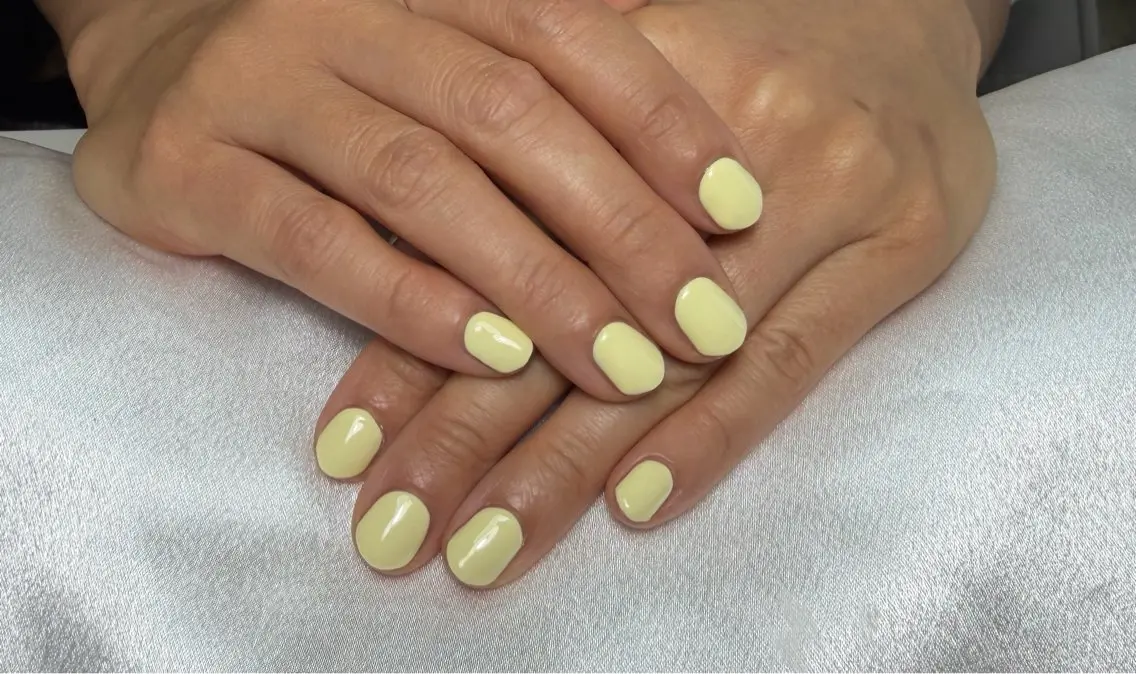 ネイル 黄色 ハンドネイル BONNIE NAILのネイルデザイン