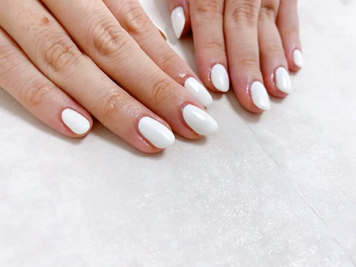 ネイル オーロラネイル フラワーネイル フットネイル フレンチネイル ジェルネイル mogunail &blowのネイルデザイン