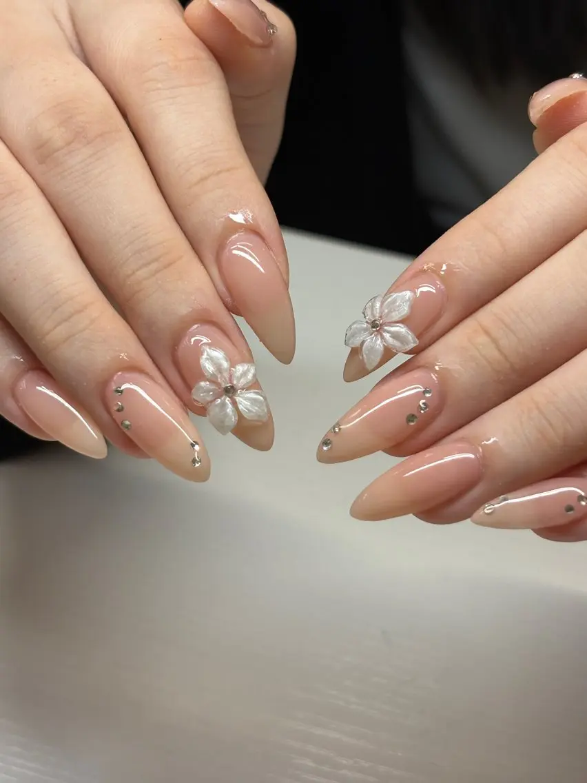 ネイル ハンドネイル SHION  のネイルデザイン