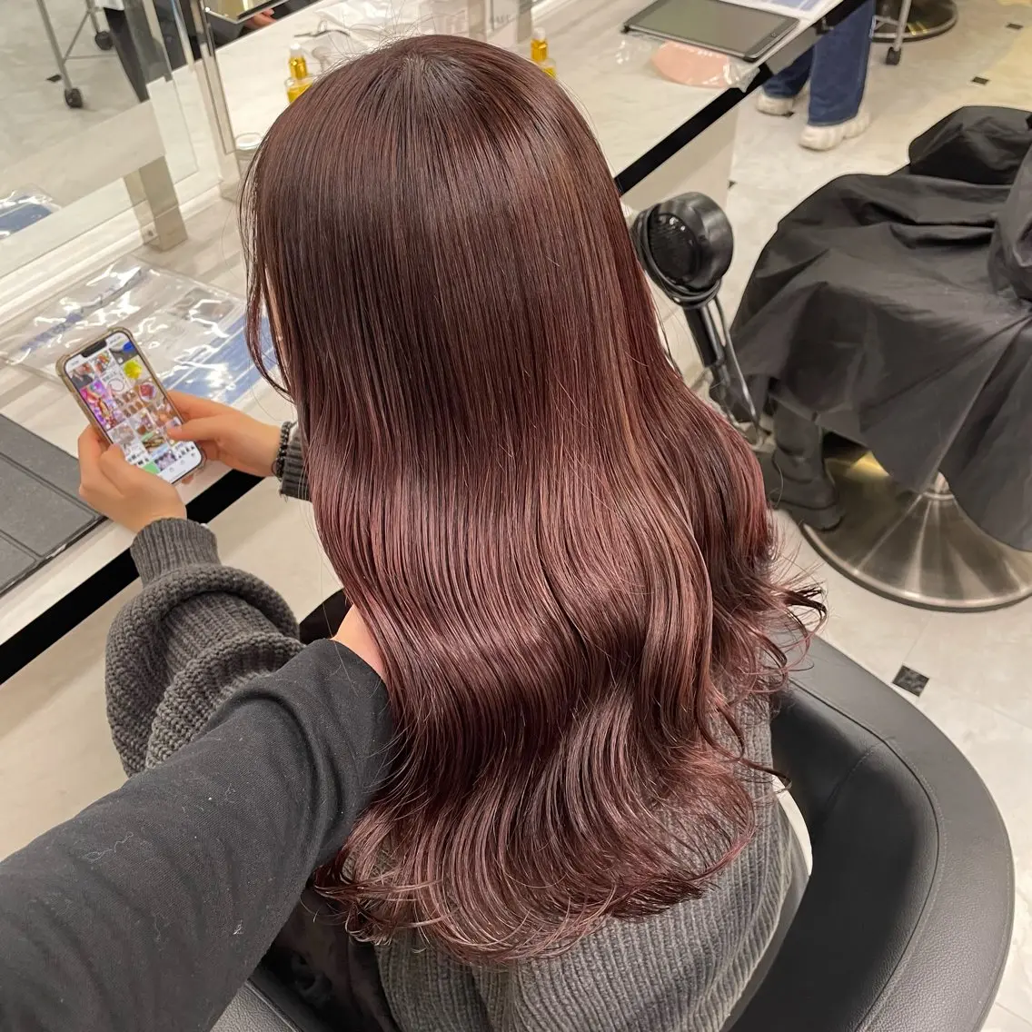 ロング カラー ヘアアレンジ ダブルカラー ピンクカラー 髪質改善 トリートメント ヘアカラー ピンク・ベージュ🩰 カラー🫧とらのヘアスタイル