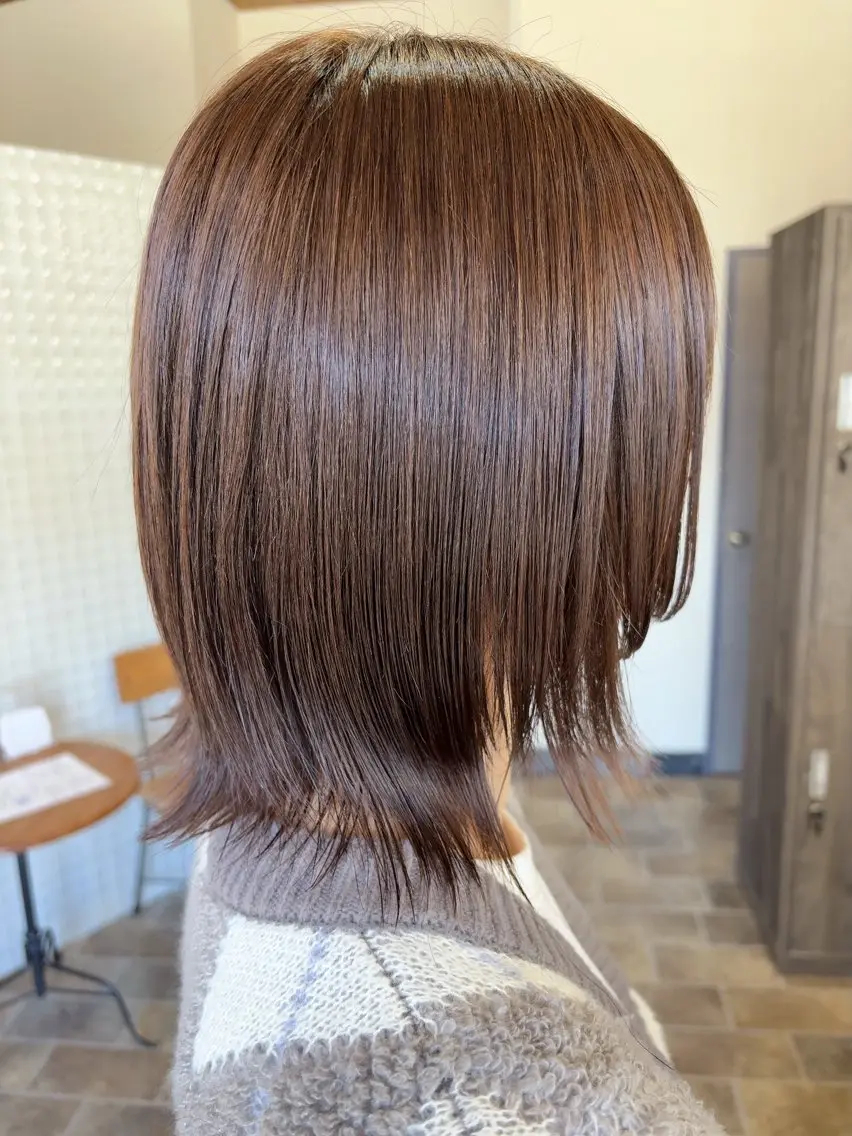 ミディアム カット ヘアカラー トリートメント 礒谷 夏帆のヘアスタイル